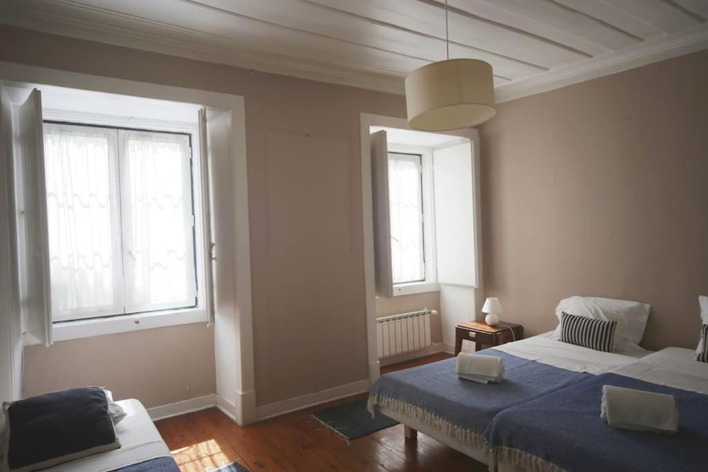Stunning Apartment Near Chiado Lisboa Extérieur photo