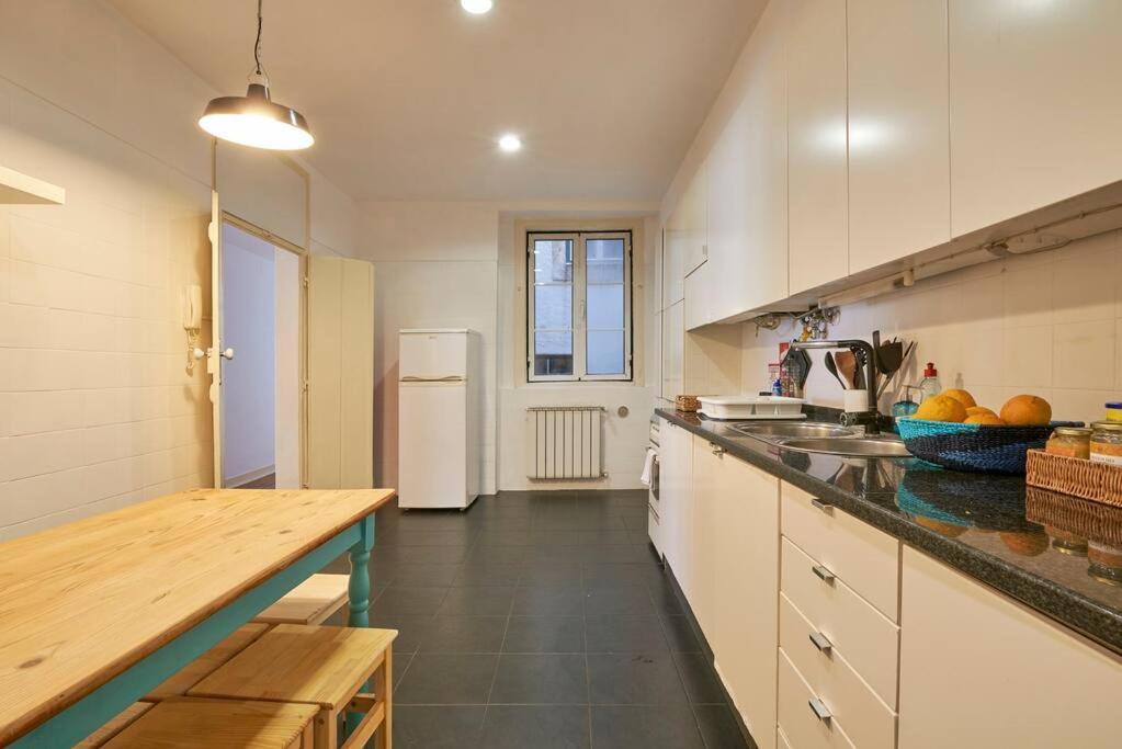 Stunning Apartment Near Chiado Lisboa Extérieur photo